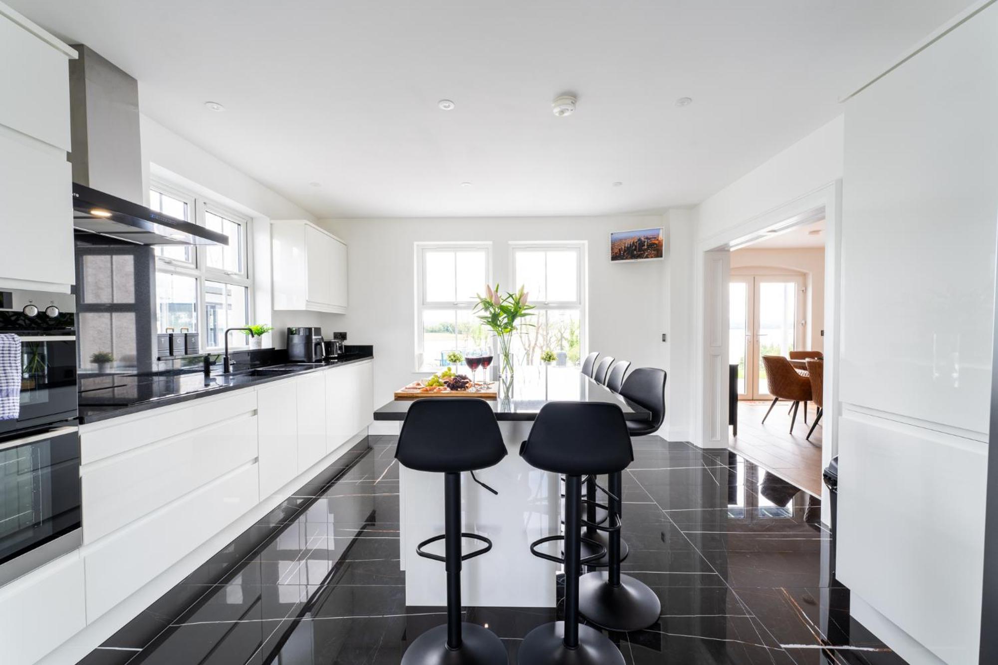 Escape Ordinary At Lily'S Pad Villa Enniskillen Eksteriør bilde